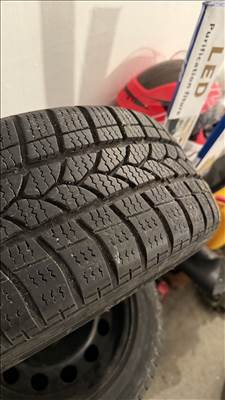  5x120 lyukosztású 16" használt lemezfelni, rajta 195/55 használt Kormoran téli gumi gumi 