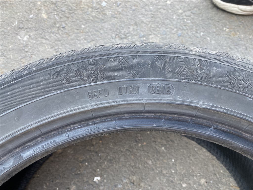  235/45R18 használt Semperit Speed Grip téli gumi garnitúra  6. kép