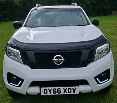 Nissan Navara (D23) kormány 