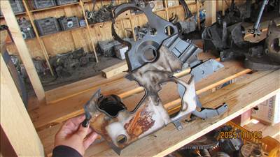 Audi A4 (B8 - 8K) 2.0 TDI quattro vezérműszíj burkolat 03l109145b