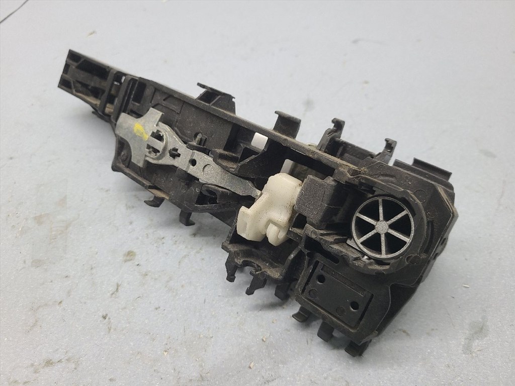 RENAULT SCÉNIC II (JM0/1_) 1.9 dCi (JM14) Jobb első Külső Kilincs #43229# 7. kép