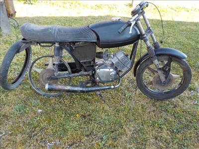 PUCH M50 - 6 LC COBRA,6 SEBESSÉGES,OLDTIMER KISMOTOR HIÁNYOSAN GYŰJTŐKNEK