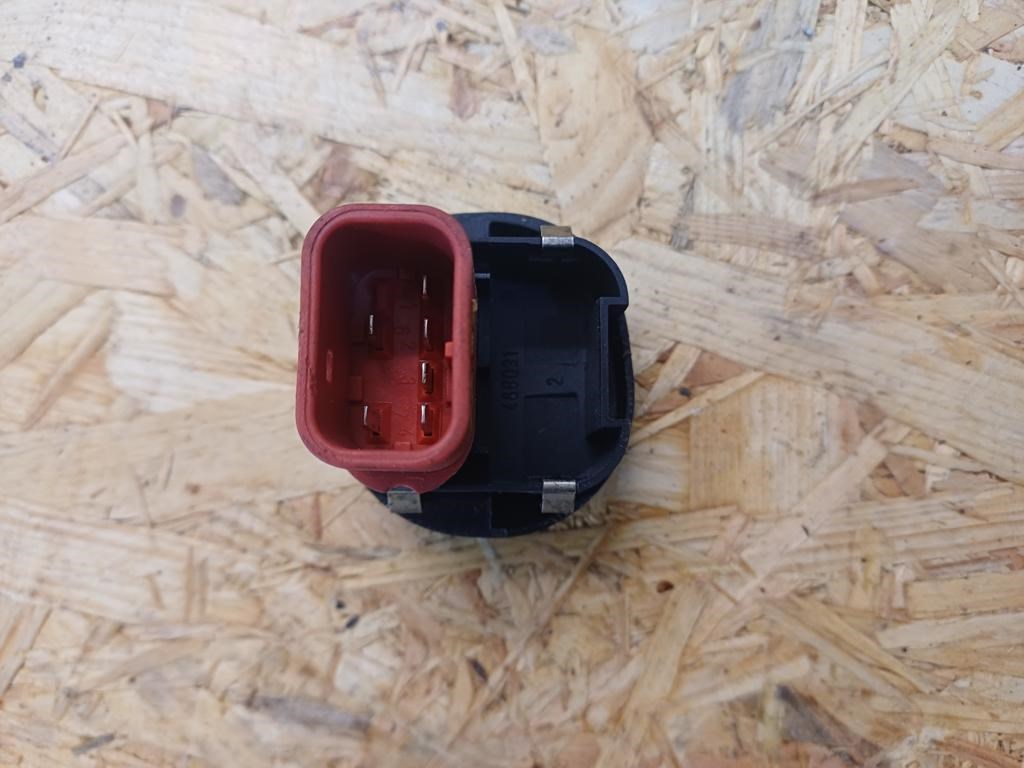 Ford Fiesta Mk5 (2001-2008) Jobb Első Ajtó Ablakemelő Kapcsoló  2. kép