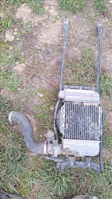 Nissan Patrol (Y61) 2.8 gyári intercooler egység 