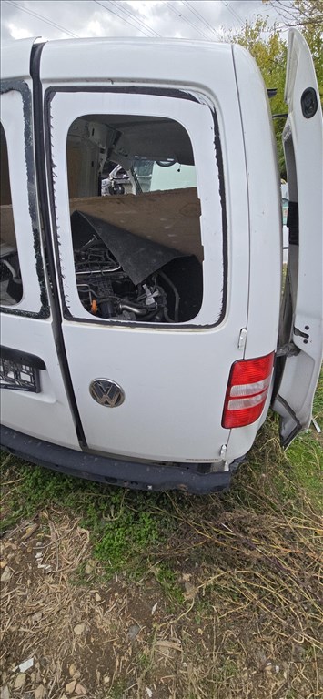 Volkswagen Caddy III bontott alkatrészei 1.6tdi CAY 10. kép