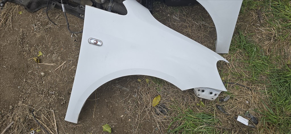 Volkswagen Caddy III bontott alkatrészei 1.6tdi CAY 20. kép