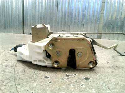 MITSUBISHI COLT 96-98 Bal első ajtó zárszerkezet központi záras