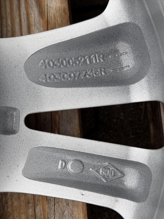 R16 4x100 Original Renault Dacia 6J ET37 / Dacia Lodgy Logan Sandero Stepway  7. kép