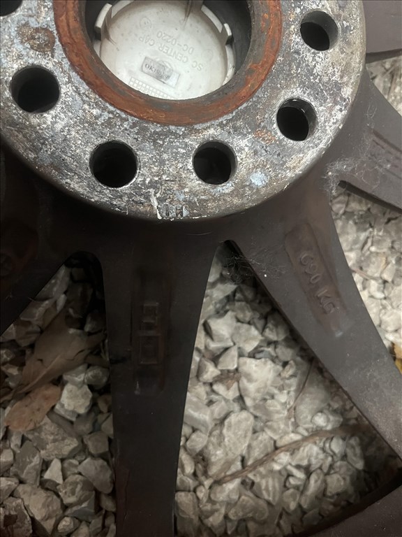  5x114.3 lyukosztású 18" használt alufelni, rajta 235/55 használt Pirelli nyári gumi gumi  3. kép