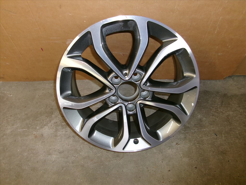 Gyári alufelni Mercedes C-osztály A205 17x7ET48.5 1. kép