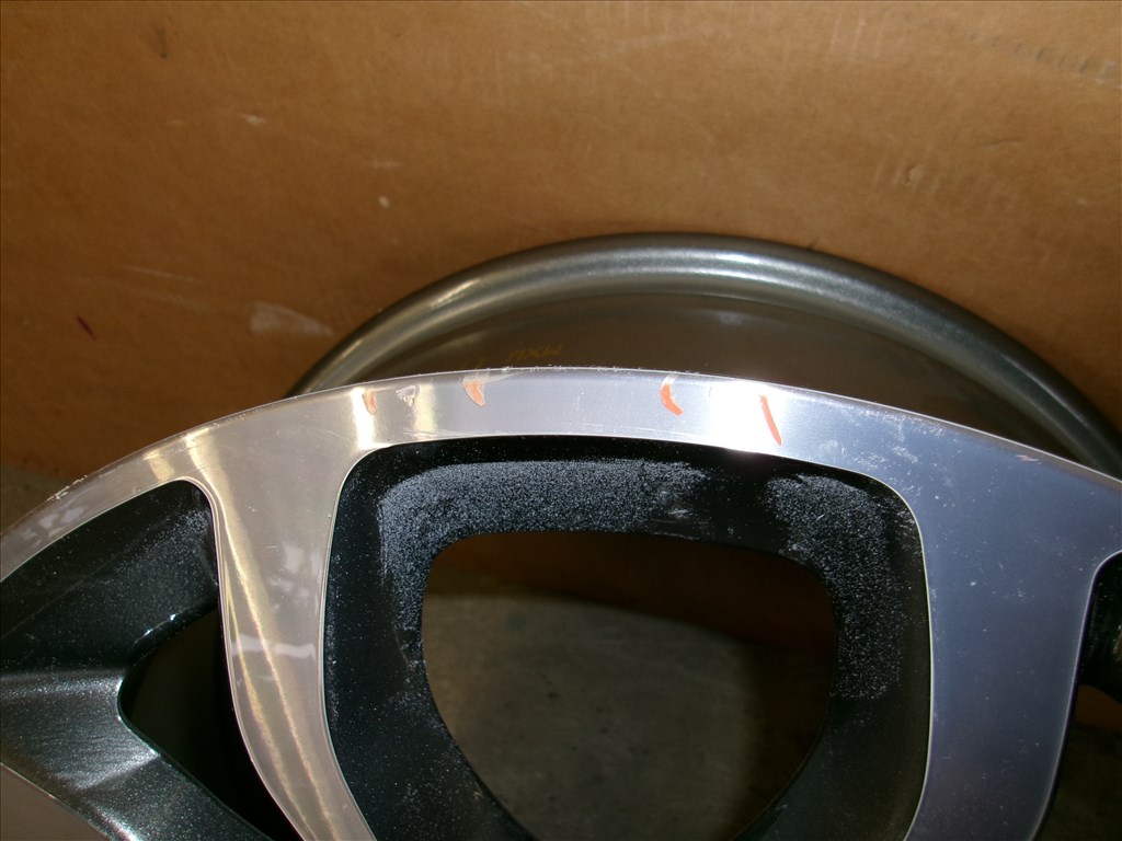 Gyári alufelni Mercedes C-osztály A205 17x7ET48.5 2. kép