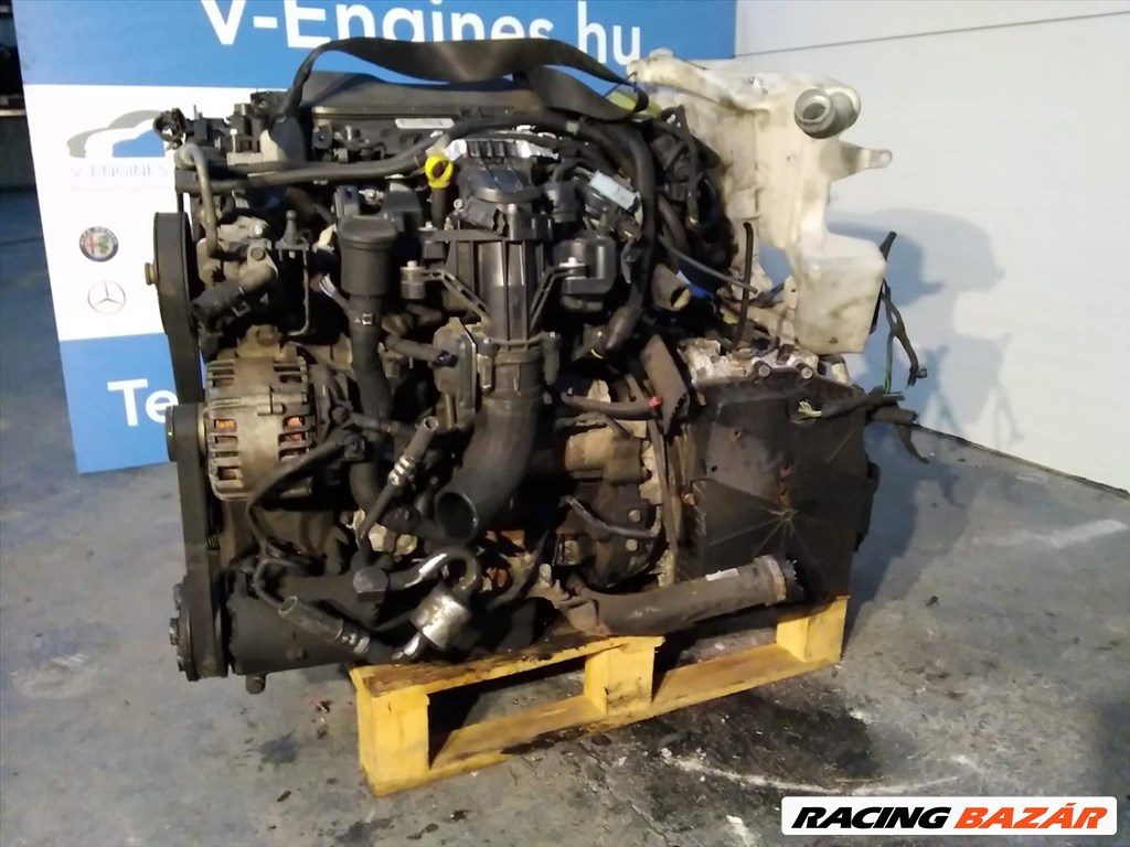Ford UFBA bontott motor  3. kép