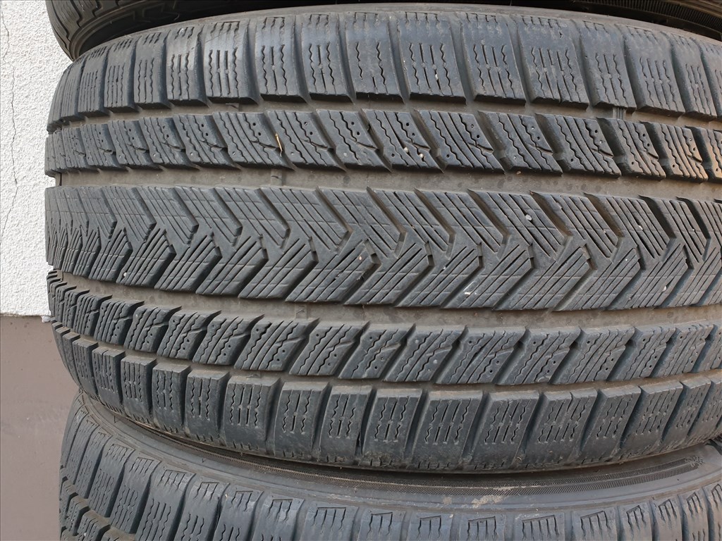  245/35 19 Gripmax ProWinter 7. kép