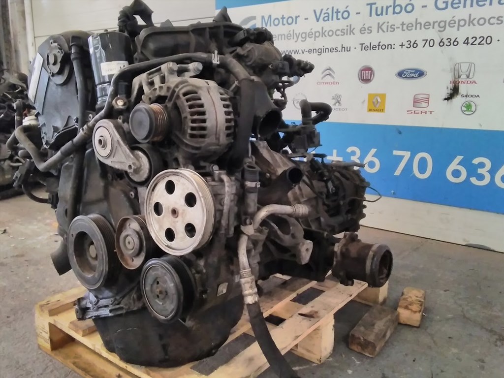 Audi CDN bontott motor  3. kép