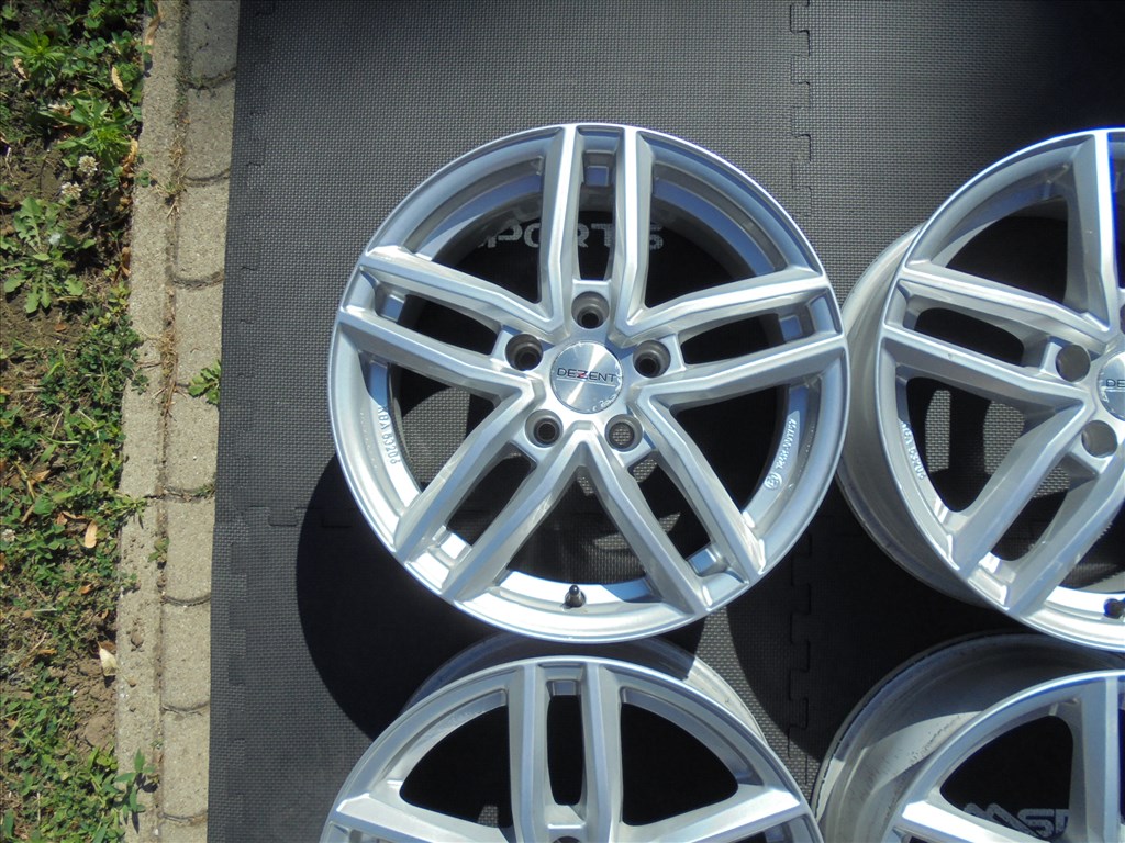 Újszerű 16-os Dezent alufelni eladó 2. kép