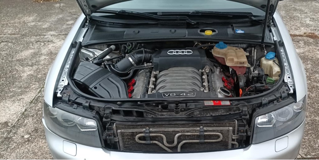 Audi S4 b6 4.2 V8 KOMPLETT motor  1. kép
