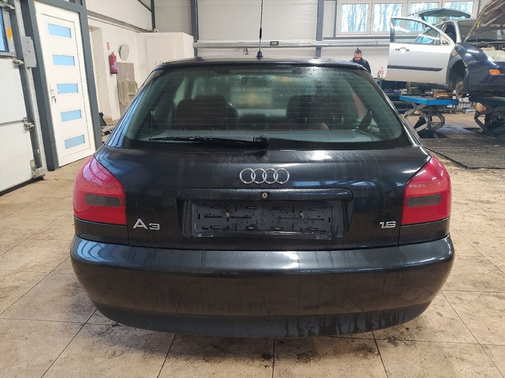 Audi A3 (8L) 1.6 - Bontódik! 5. kép