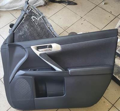 Lexus CT Jobb első ajtókárpit 