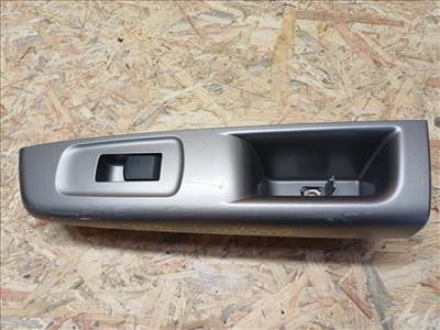 Subaru Impreza (2008-2012) Jobb Első Ajtó Ablakemelő Kapcsoló Behúzóval 