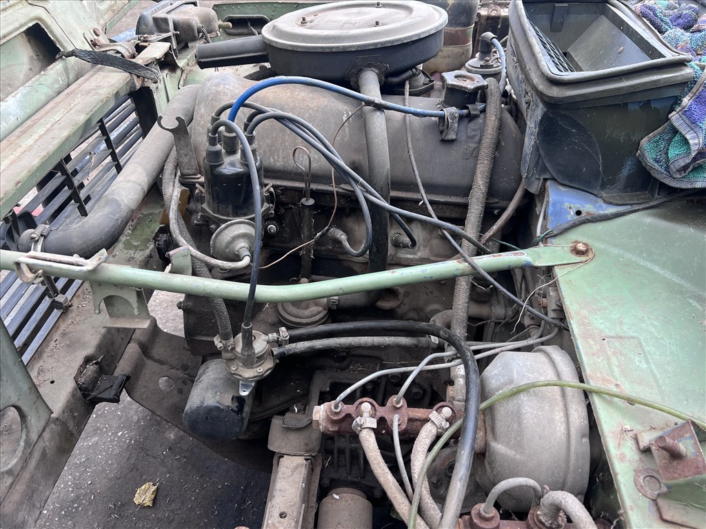 Lada Niva 1.6i bontott alkatrészei 4. kép