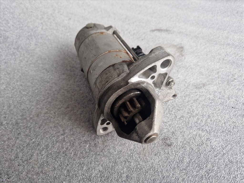 TOYOTA AVENSIS T27 2.0 D4D önindító 28100-0R010 3. kép