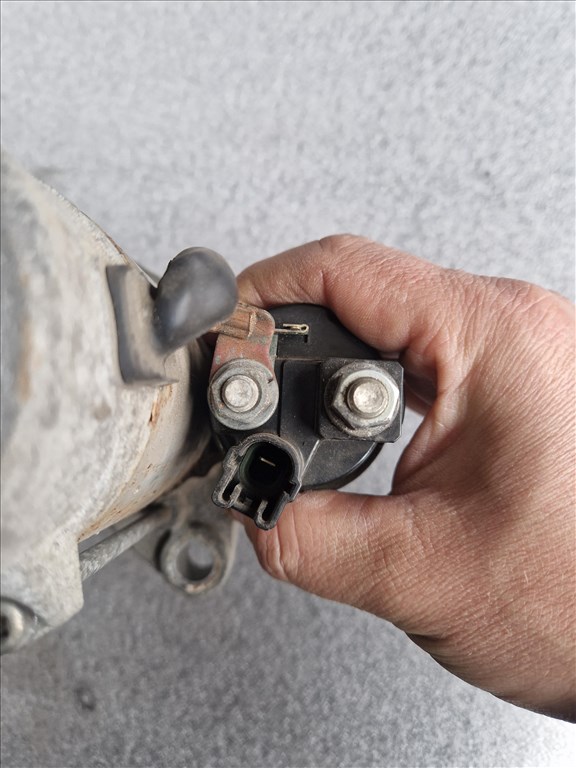 TOYOTA AVENSIS T27 2.0 D4D önindító 28100-0R010 5. kép