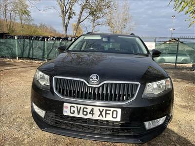 Skoda Octavia III CKF LC9Z bontott alkatrészei