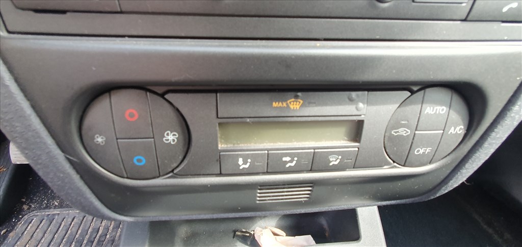 Ford Fusion digit klíma panel  1. kép