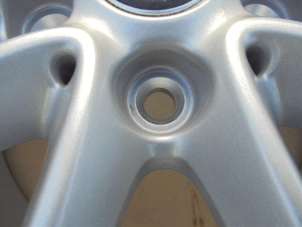 Új 16-os BMW gyári alufelni eladó 6. kép