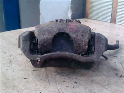 MERCEDES VANEO 01.09-05.09 Jobb első féknyereg munkahengerrel