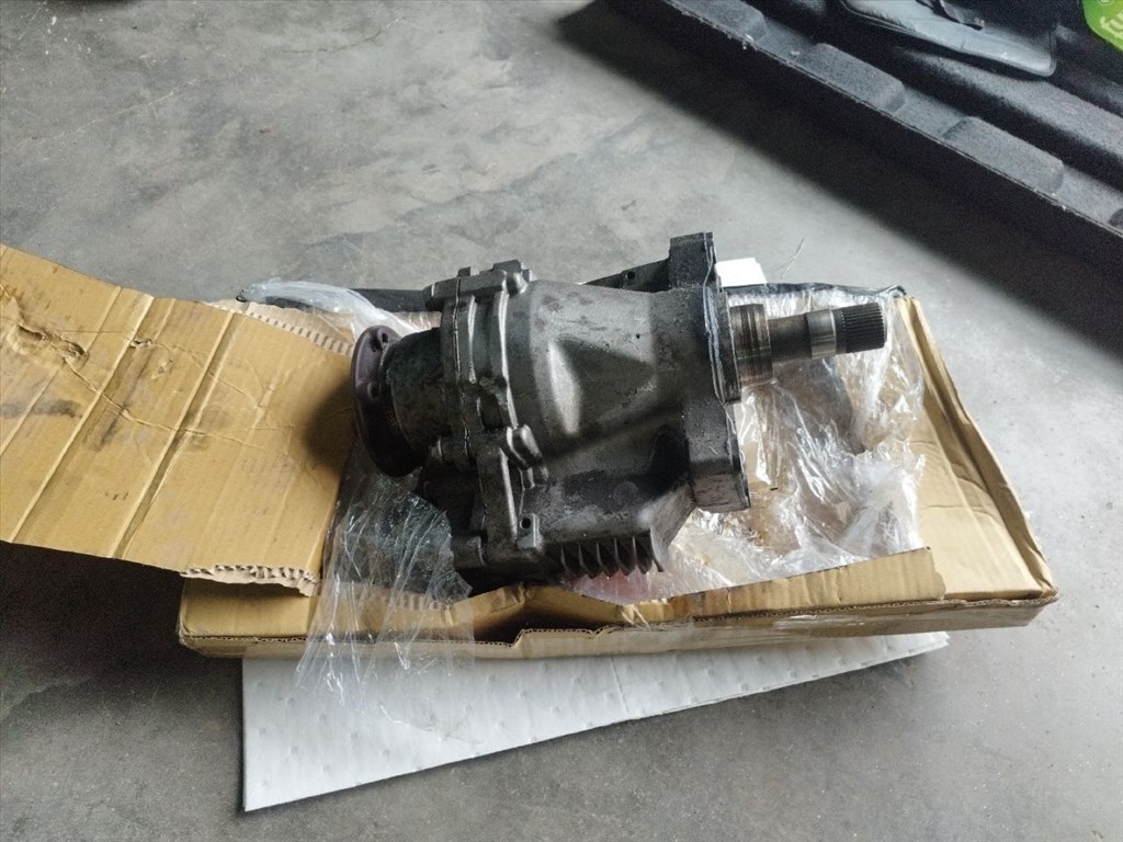 Skoda Yeti / Volkswagen Golf 6 / Audi A3 2.0 TDI 4x4 első differenciálmű 0av409053s 5. kép