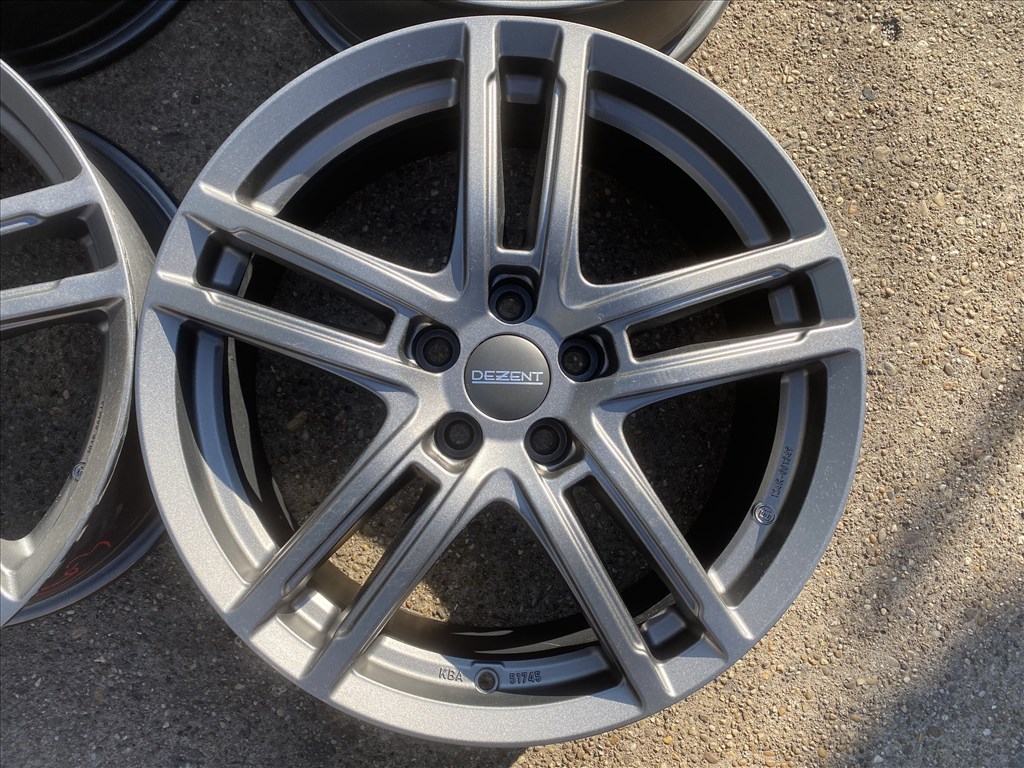 4db Dezent 18" Volvo - Ford alufelni. (4163) 2. kép
