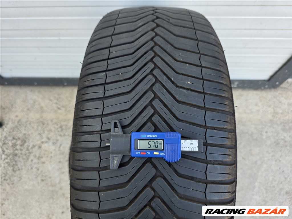 225/55R18 Michelin 4évszakos gumi 2db nagyon jó állapotban eladó! 1. kép