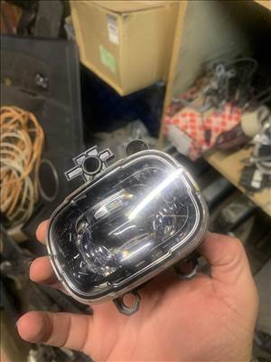 Renault Zoe, Renault Clio V, Renault Mégane IV, Renault Scénic IV Jobb led ködlámpa 261504122r