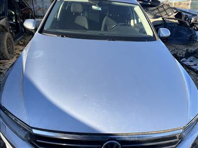 Volkswagen Passat B8 géptető LA7W