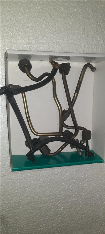 Ford Fiesta Mk5 1.4 TDCi üzemanyagcső résolajcső  1. kép