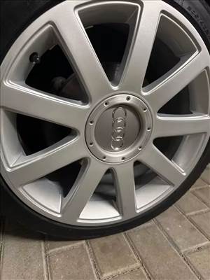 Audi felni kupak 146mm 4 db Új  8N0601165 , 8D0601165K