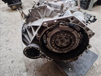 Volkswagen Golf VII 1.6 CR DSG váltó PYS kóddal (25895)