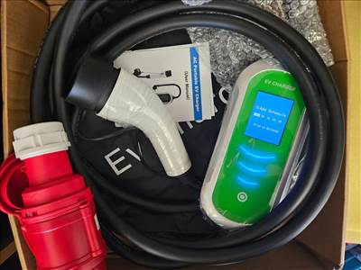Eladó új 5m Wi-Fi EV töltő Type 2 3 fázis (22KW) 13-32A elektromos járműhöz +táska   