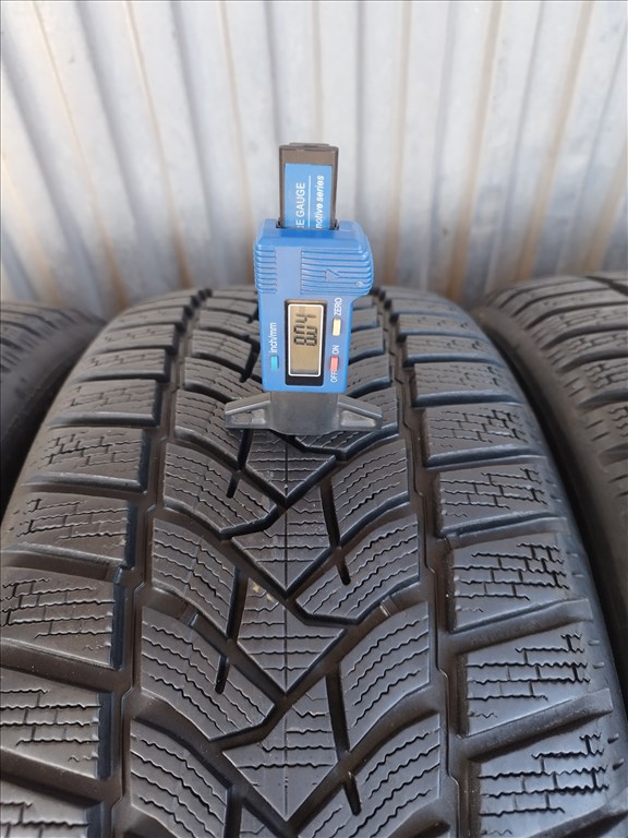  225 45 r18 Dunlop Wintersport 5 téligumi garnitúra  6. kép