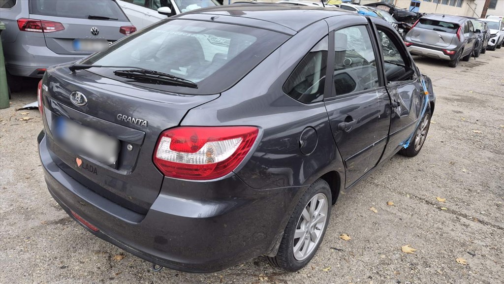 Lada Granta Lámpa bal oldali 3. kép