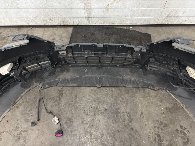 Volkswagen Passat B5 Első Lökhárító 21565 3. kép