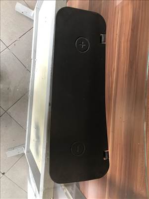 Audi A4 (B5 - 8D) akkumulátor takaró fedél 8d1819422