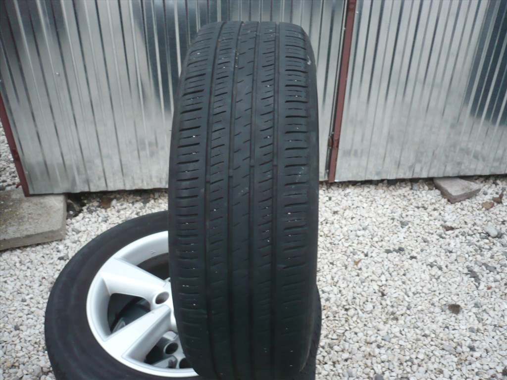  Nissan Qashqai alufelni nyárigumival 3. kép