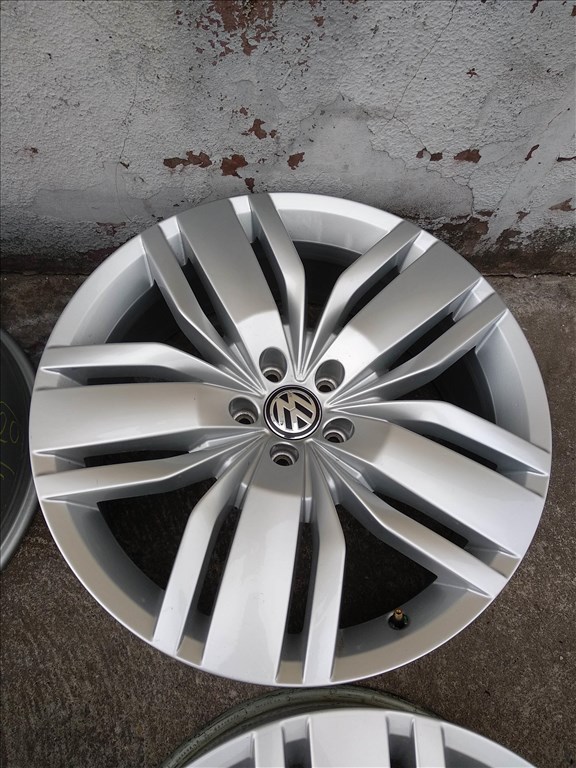 5x112 20 Gyári Volkswagen alufelni 280000ft a 4db/20/ 2. kép