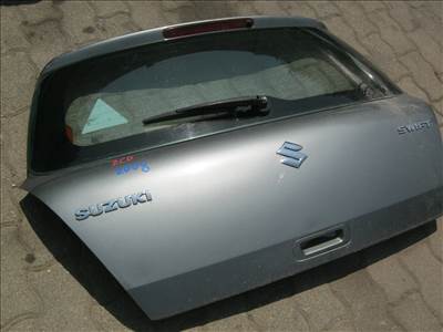 Suzuki Swift IV csomagtérajtó 