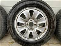  4x100 lyukosztású 15" használt lemezfelni, rajta 195/65 használt Goodyear gumi 