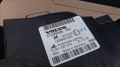 Volvo 31299588 S40 V50 jobb xenonlámpa