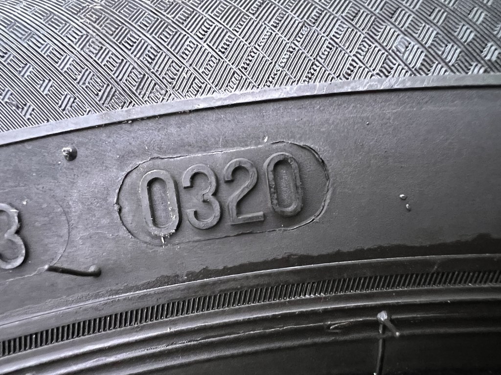 185/60 R15 Semperit Speed life 3 nyári gumi 6-6,5mm 6. kép