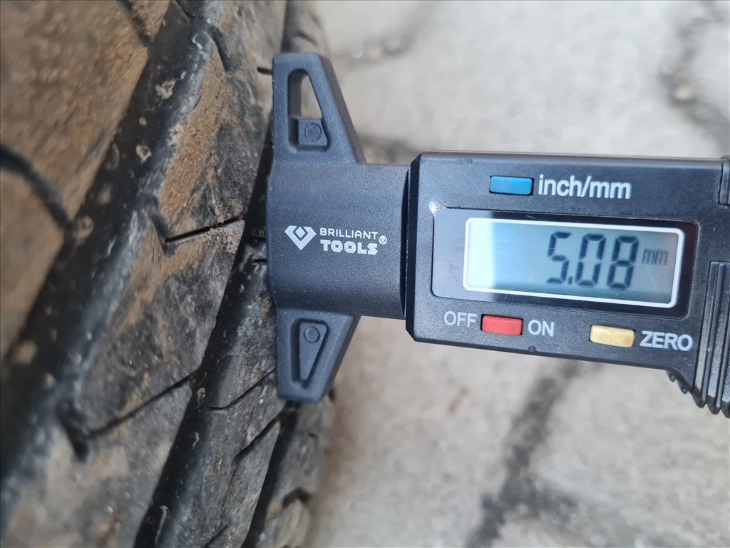  5x100 15" gyári lemezfelni, 195/65 Laufenn nyári gumi pár (25517) 13. kép